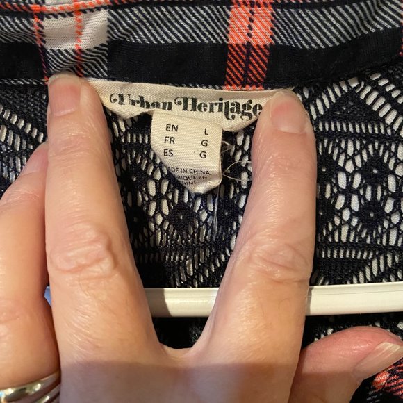 Ladies flannel top - Picture 3 of 3